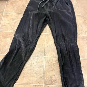 Quiksilver Men's Black Corduroy Pants